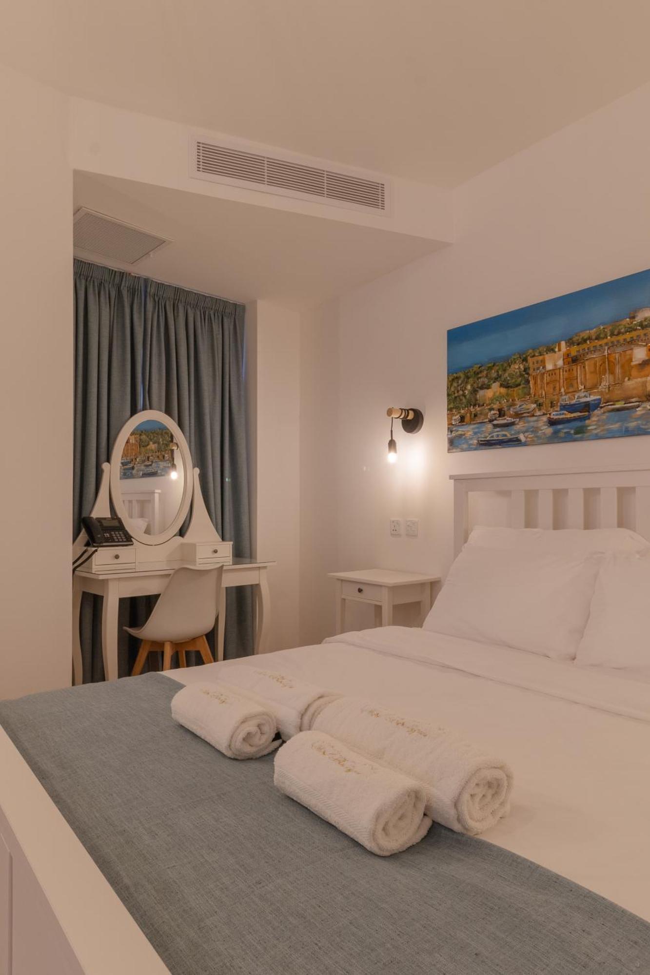 Roel Boutique B&B Cospicua Екстер'єр фото